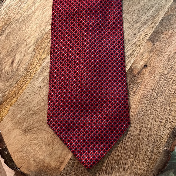 BROOKS BROTHERS 346 100% Silk Mens Career Tie MicroPrint Graphic Squares $89 NEW - Picture 2 of 12
